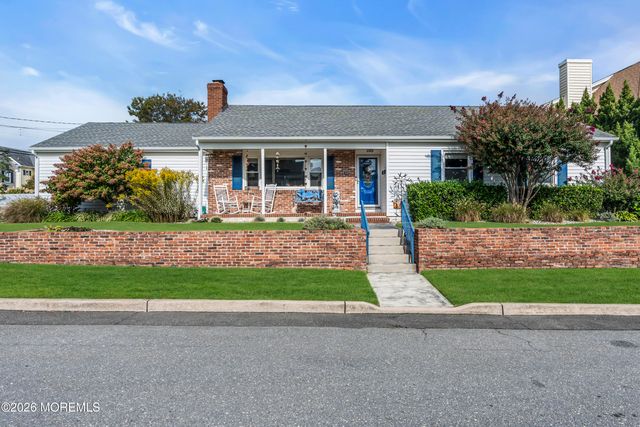 67 N Farragut Avenue, Manasquan, NJ 08736