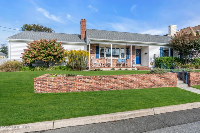 67 N Farragut Avenue, Manasquan, NJ 08736