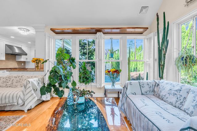 67 N Farragut Avenue, Manasquan, NJ 08736