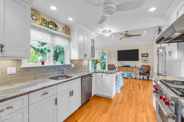 67 N Farragut Avenue, Manasquan, NJ 08736