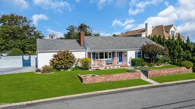 67 N Farragut Avenue, Manasquan, NJ 08736