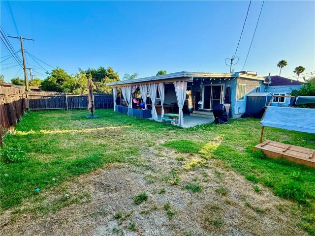 8134 Burnet, Panorama City, CA 91402