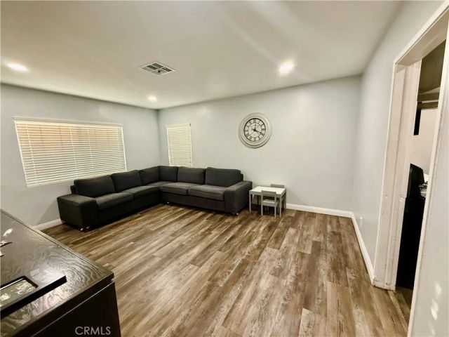8134 Burnet, Panorama City, CA 91402