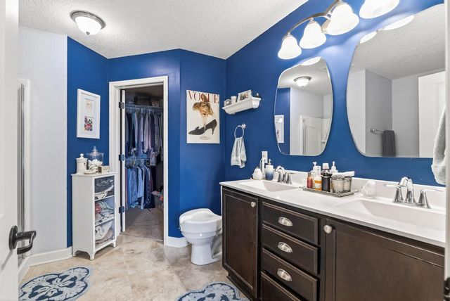 3266 Red Oak Trail, Hamel, MN 55340