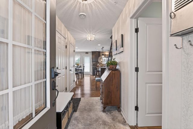 3266 Red Oak Trail, Hamel, MN 55340