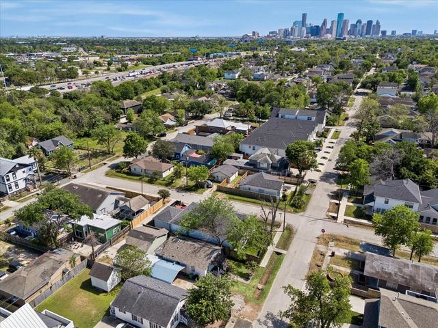 1204 Cordell Street, Houston, TX 77009