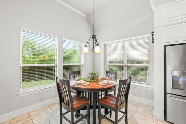 1001 Hilltop Drive, Lavon, TX 75166