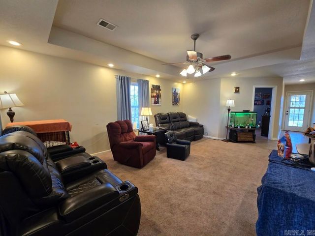 815 Canal Ave E, Wynne, AR 72396