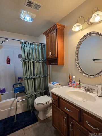 815 Canal Ave E, Wynne, AR 72396