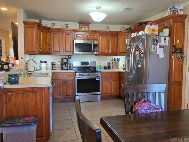 815 Canal Ave E, Wynne, AR 72396