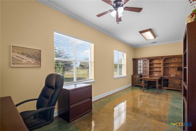 130 Post Oak Circle, Inez, TX 77968