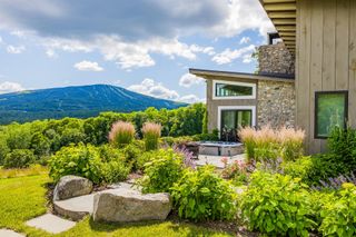 25 Mountain Haunts Road, Winhall, VT 05340