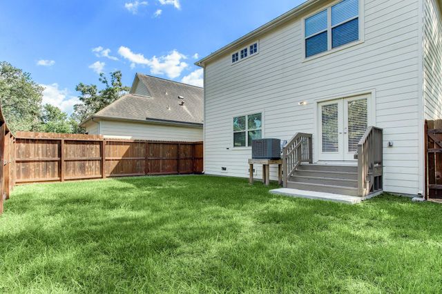 701 E 40th Street, Houston, TX 77022