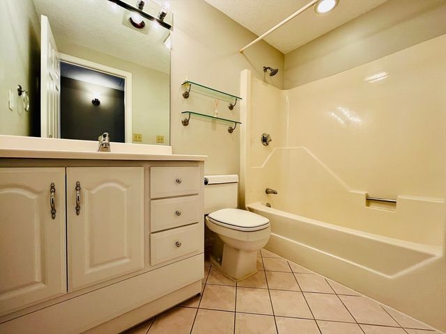 30C Margin C, Lynn, MA 01905