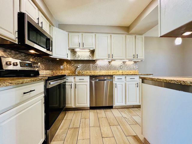 30C Margin C, Lynn, MA 01905