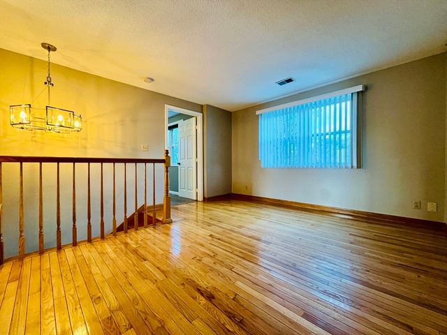 30C Margin C, Lynn, MA 01905