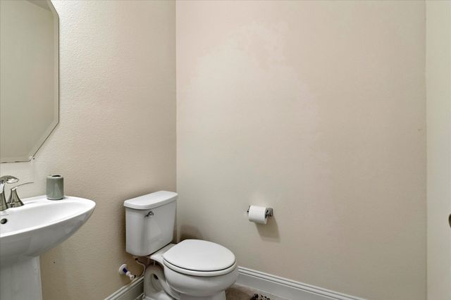933 Brock Drive, Aubrey, TX 76227