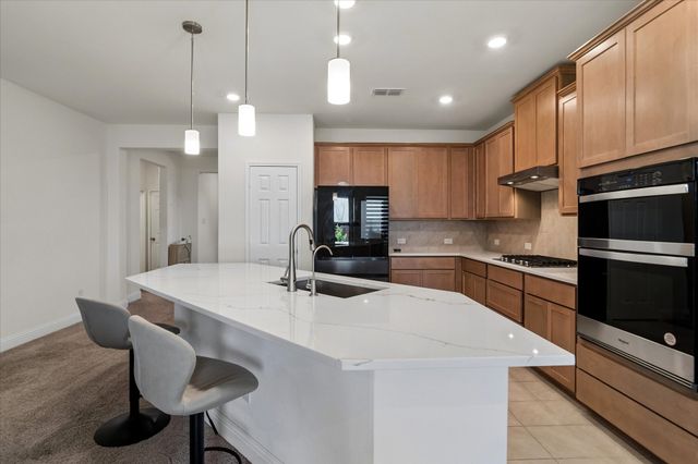 933 Brock Drive, Aubrey, TX 76227