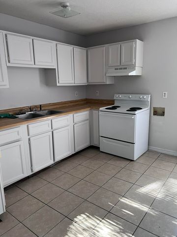 122 Lake Street, Crestview, FL 32539