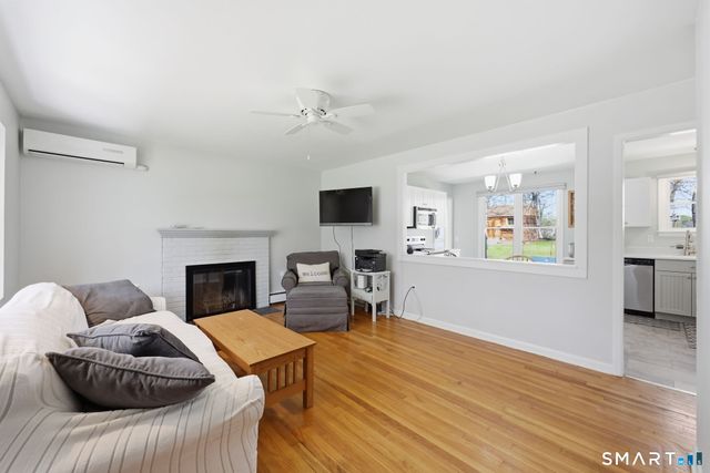 14 Cedarwood Lane, Old Saybrook, CT 06475