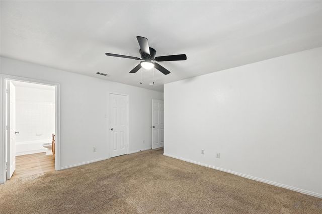 1713 Manor Garden, Greenville, TX 75401