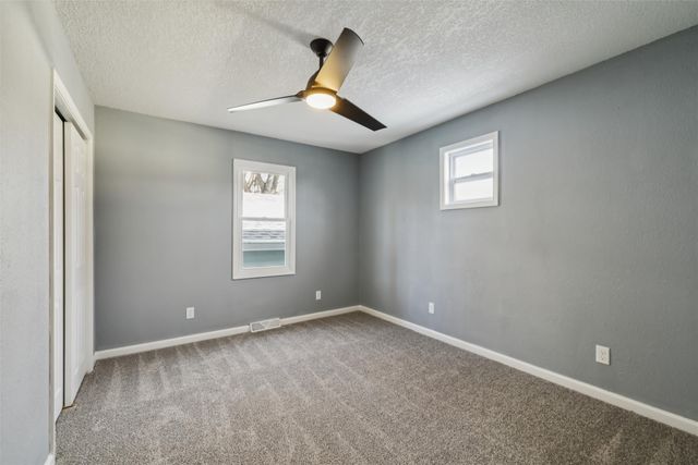 4710 NE 31st Street, Des Moines, IA 50317