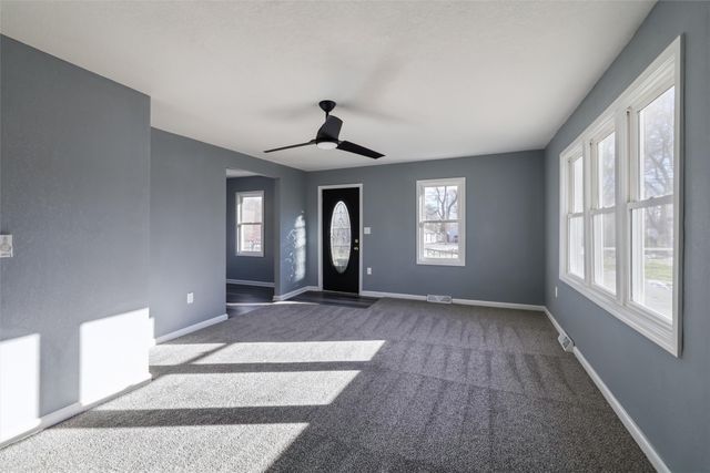 4710 NE 31st Street, Des Moines, IA 50317