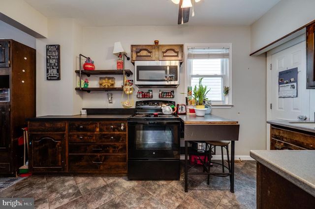 30 W 33RD ST, Reading, PA 19606