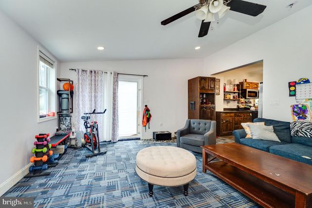 30 W 33RD ST, Reading, PA 19606