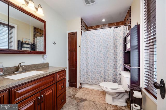 30 W 33RD ST, Reading, PA 19606