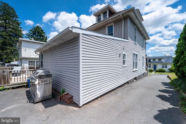 30 W 33RD ST, Reading, PA 19606