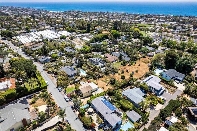 534 Ocean View Avenue, Encinitas, CA 92024