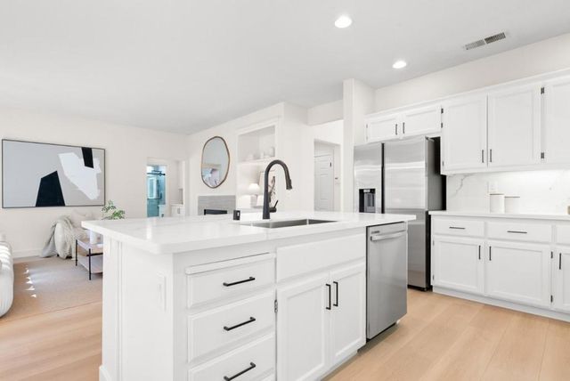 2230 Esperanca Avenue, Santa Clara, CA 95054