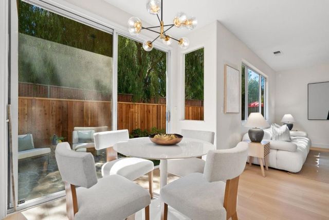 2230 Esperanca Avenue, Santa Clara, CA 95054