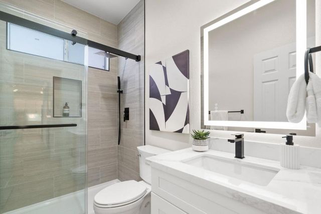 2230 Esperanca Avenue, Santa Clara, CA 95054