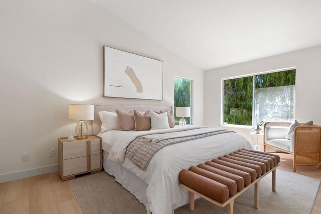 2230 Esperanca Avenue, Santa Clara, CA 95054