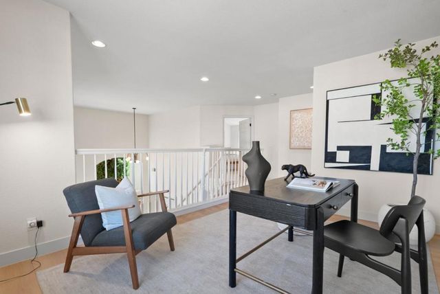 2230 Esperanca Avenue, Santa Clara, CA 95054