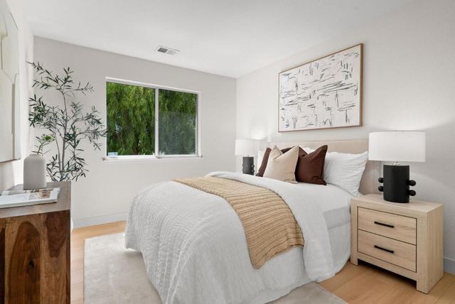 2230 Esperanca Avenue, Santa Clara, CA 95054