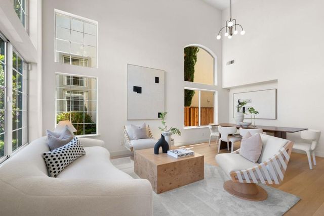 2230 Esperanca Avenue, Santa Clara, CA 95054