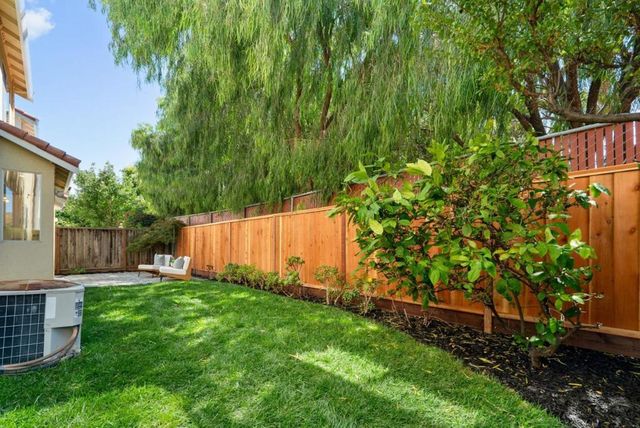 2230 Esperanca Avenue, Santa Clara, CA 95054