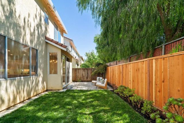 2230 Esperanca Avenue, Santa Clara, CA 95054