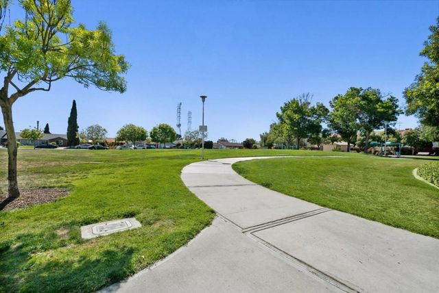 2230 Esperanca Avenue, Santa Clara, CA 95054