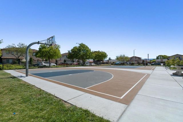2230 Esperanca Avenue, Santa Clara, CA 95054