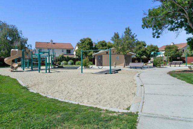 2230 Esperanca Avenue, Santa Clara, CA 95054