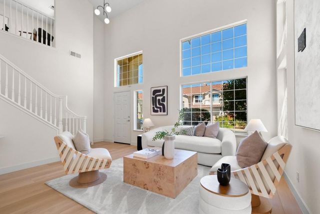 2230 Esperanca Avenue, Santa Clara, CA 95054