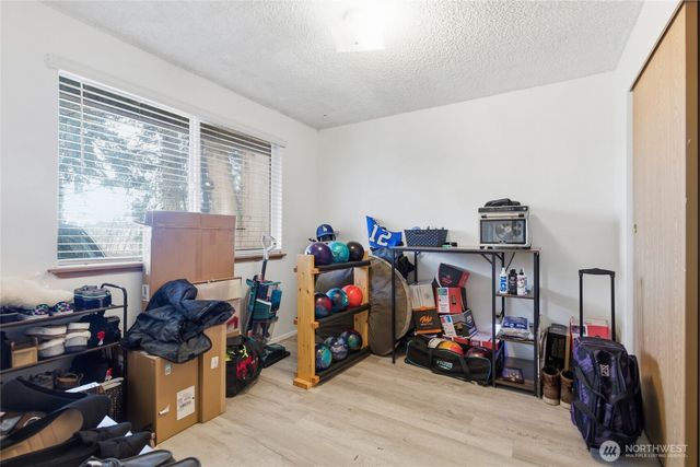 11209 11211 89th Avenue Ct E, Puyallup, WA 98373