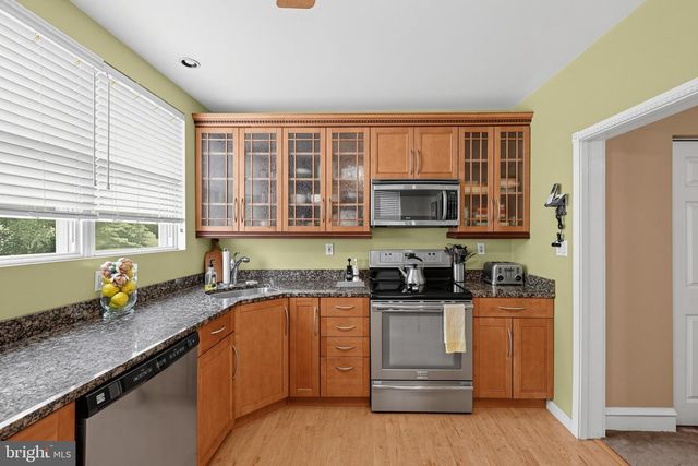 255 HIRST AVE, Lansdowne, PA 19050
