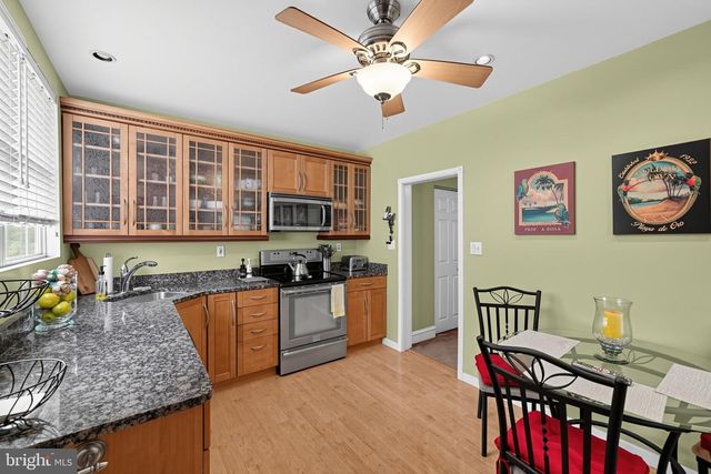 255 HIRST AVE, Lansdowne, PA 19050