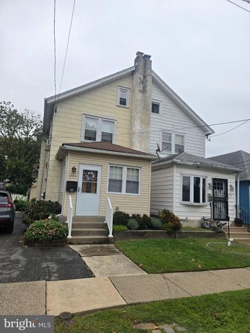 255 HIRST AVE, Lansdowne, PA 19050