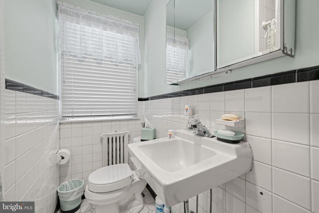 255 HIRST AVE, Lansdowne, PA 19050